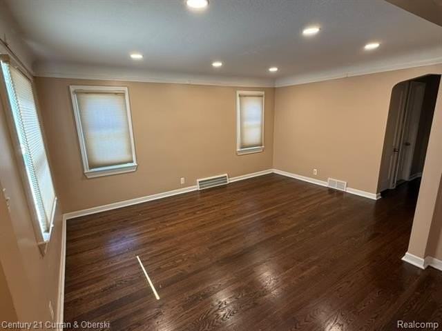 22510 Cherry Hill St - Photo 5 of 13