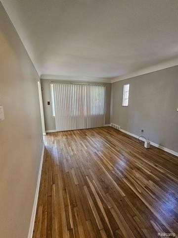 17652 Teppert St - Photo 4 of 10