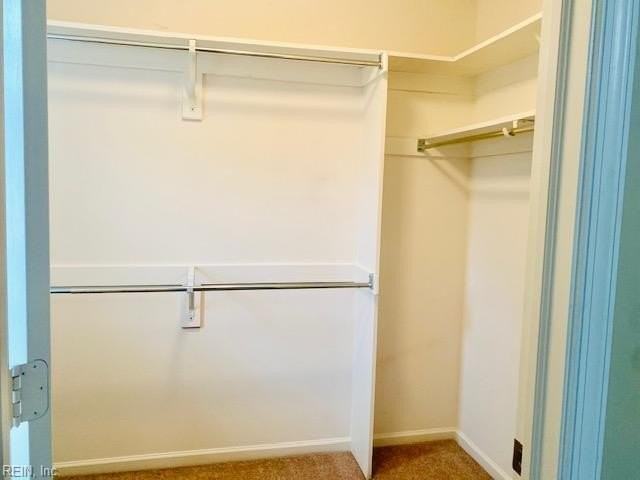 347 Holyoke Ln - Photo 7 of 13