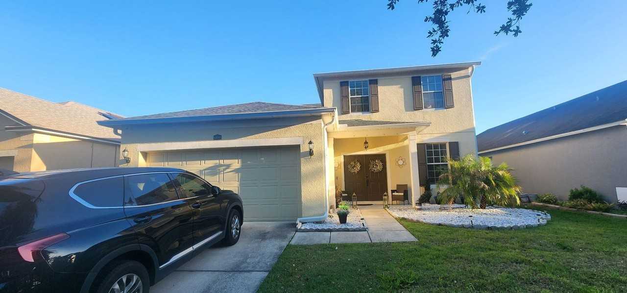 12532 Sawgrass Oak St - Photo 2 of 37