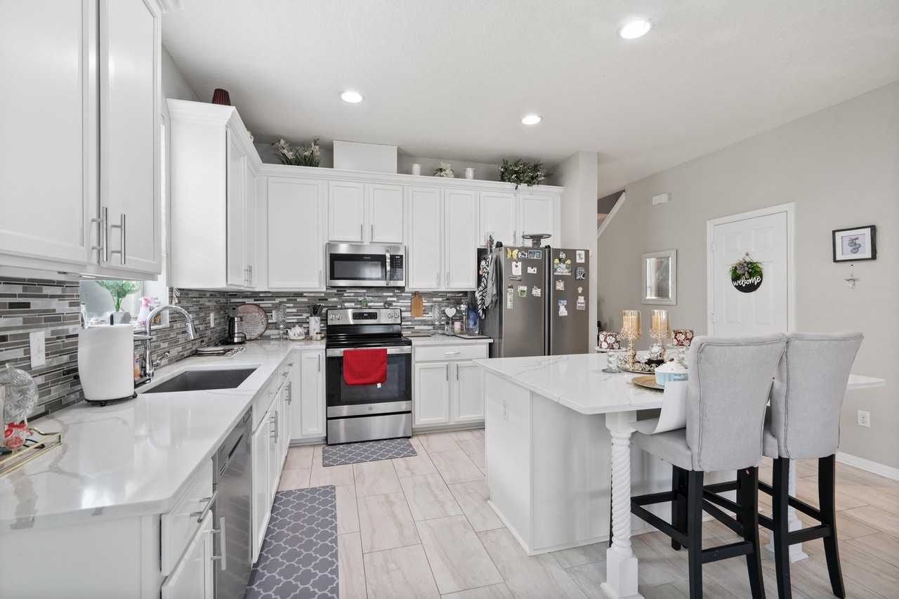 12532 Sawgrass Oak St - Photo 7 of 37