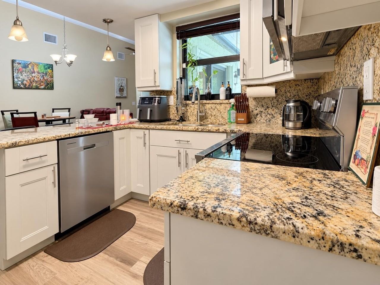 11363 Fairfield Ct - Photo 5 of 19