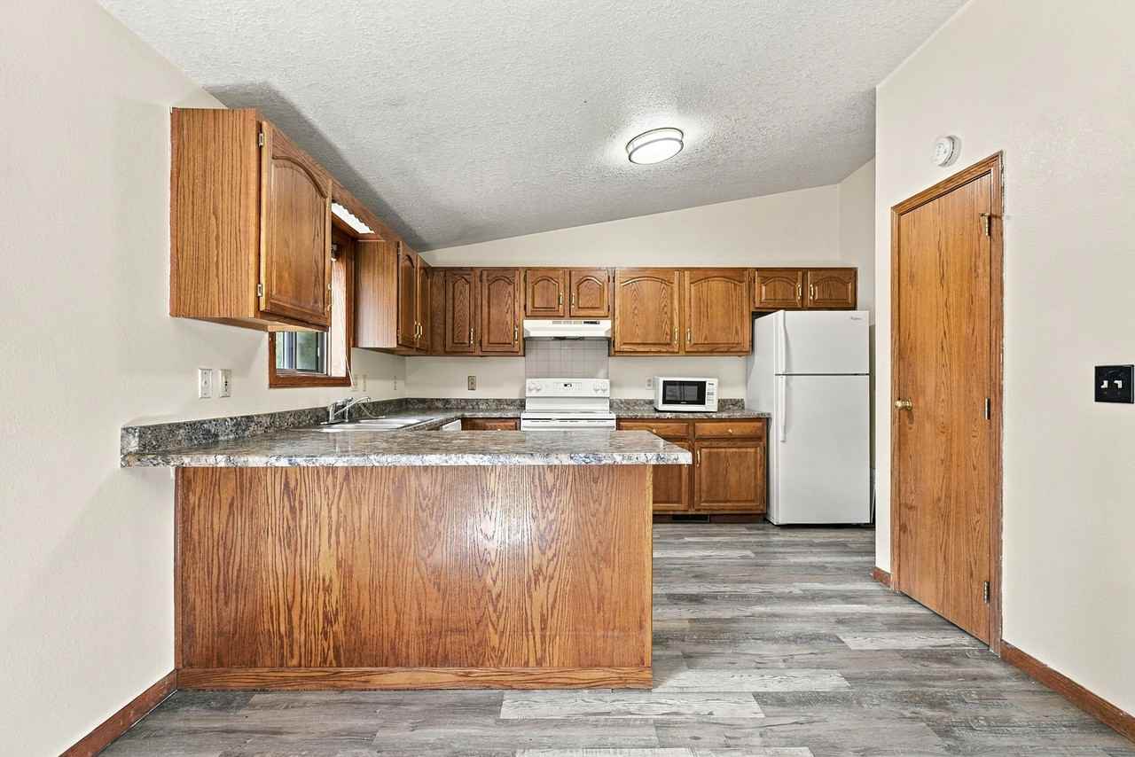 26252 Abert Ln #1 - Photo 5 of 31
