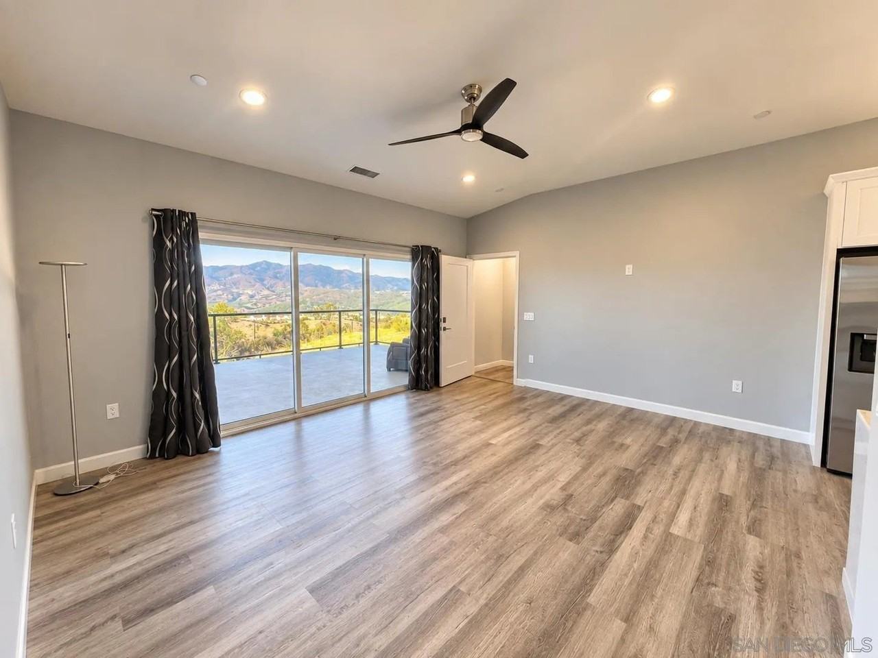 31141 Pauma Heights Rd - Photo 4 of 34