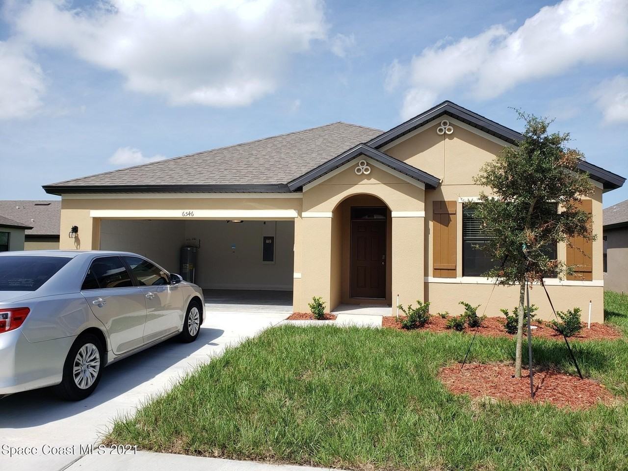 6546 Split Rail Ln - Photo 2 of 24