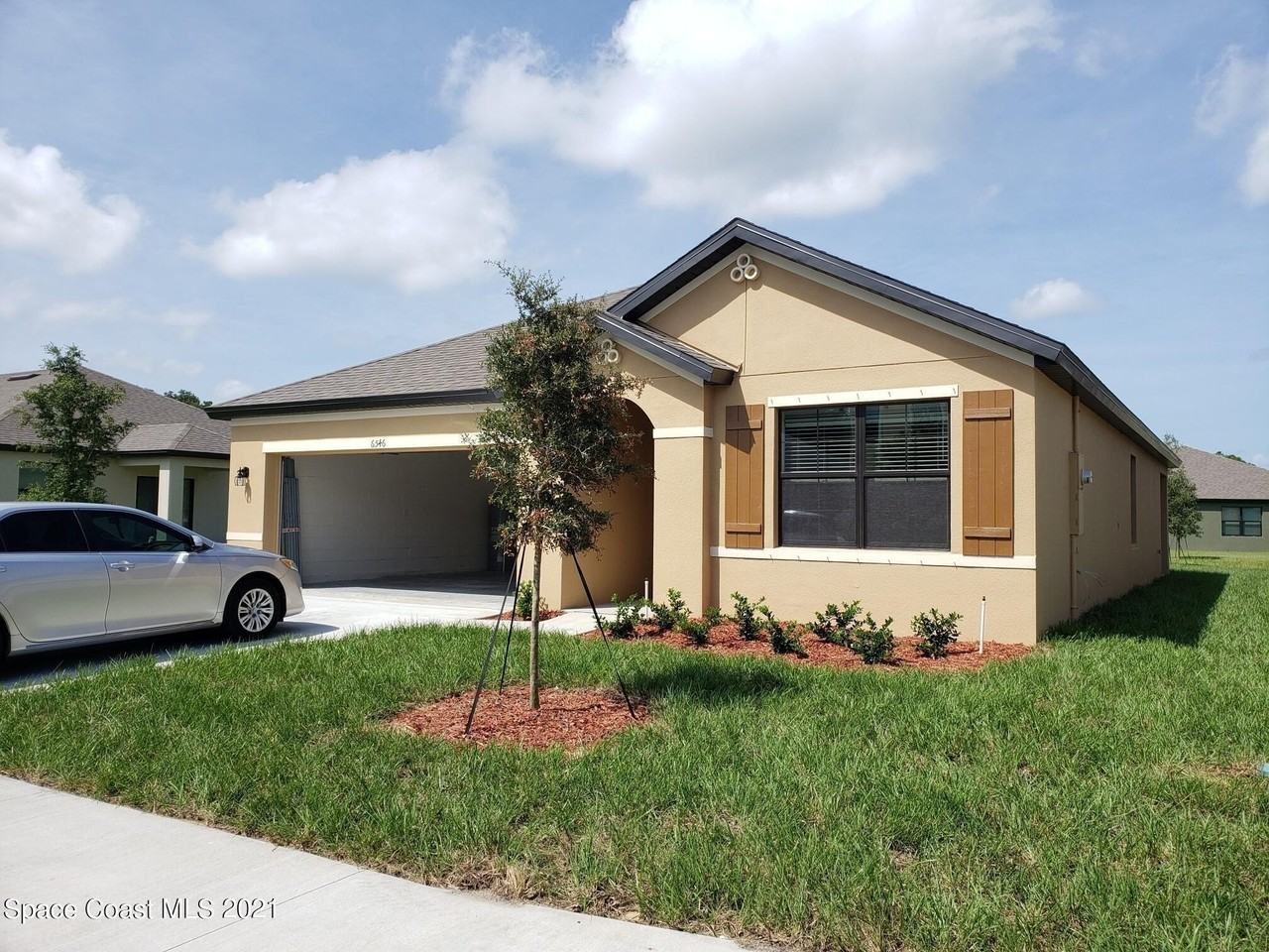 6546 Split Rail Ln - Photo 3 of 24