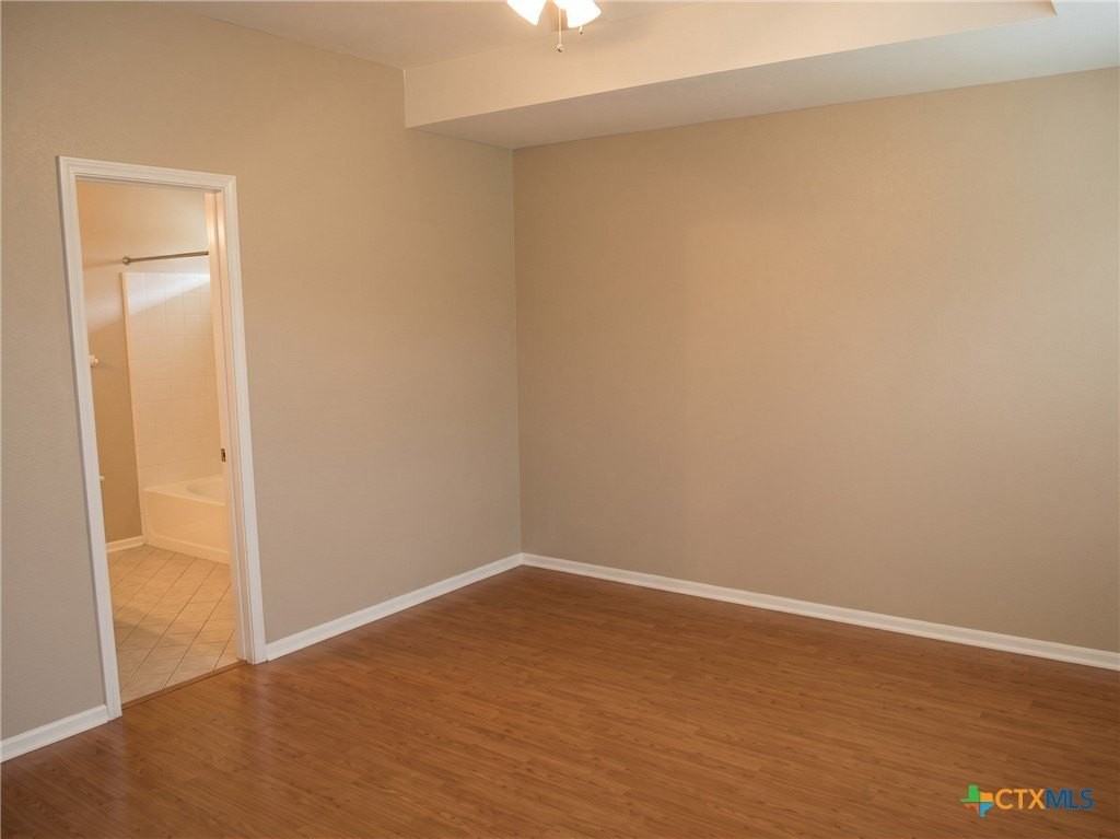 1311 Elke Cir - Photo 6 of 12