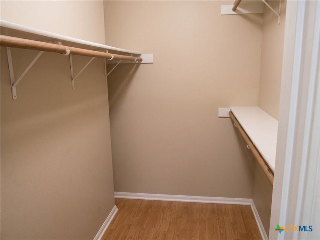 1311 Elke Cir - Photo 7 of 12