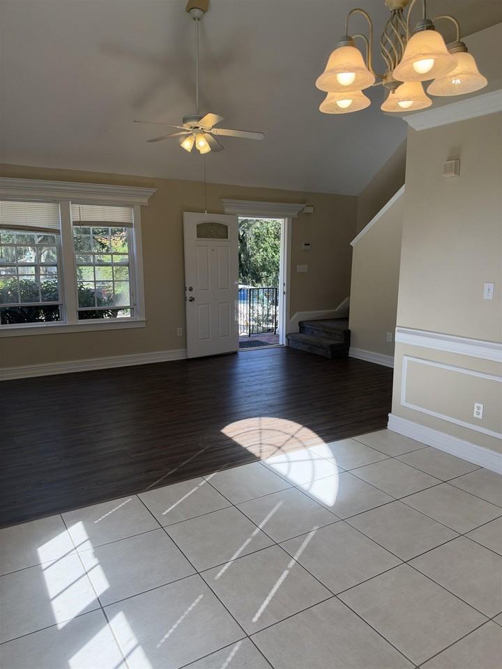 1510 N Duval St #B - Photo 2 of 18