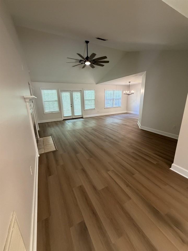 4079 Forsythe Way - Photo 4 of 28