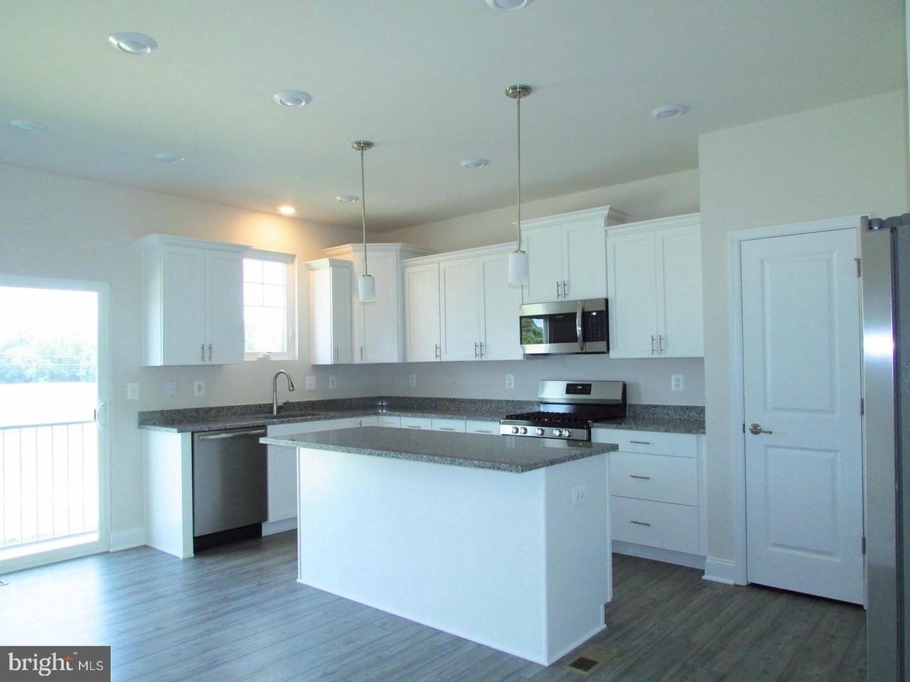 35257 Wright Way - Photo 2 of 16