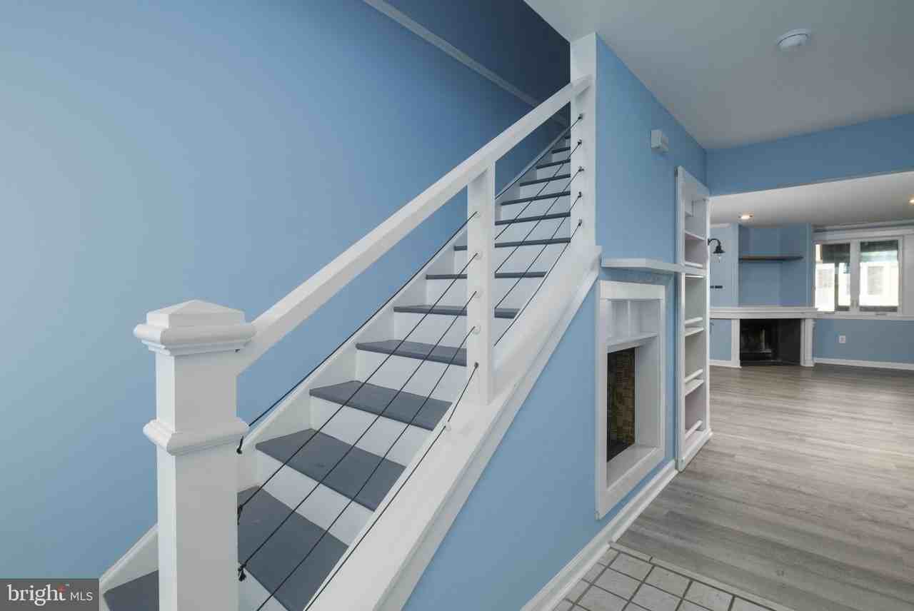 106 Lakeside Dr - Photo 2 of 30