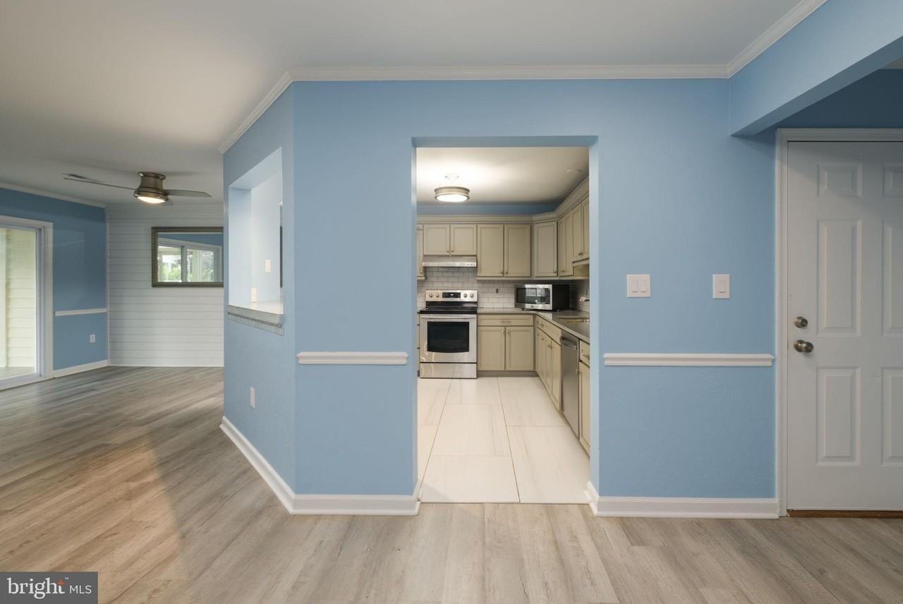 106 Lakeside Dr - Photo 7 of 30