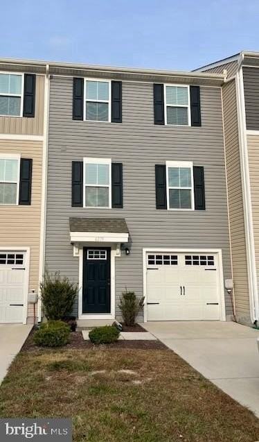 6279 Pebblebrook Dr - Photo 2 of 16