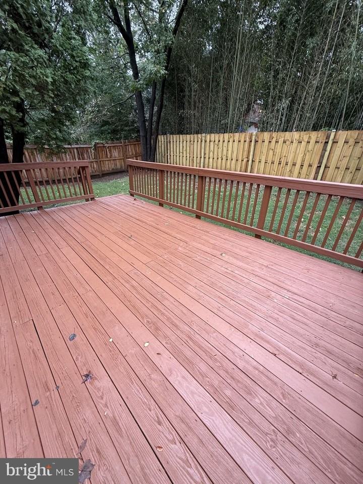 1734 Mayfair Pl - Photo 2 of 8
