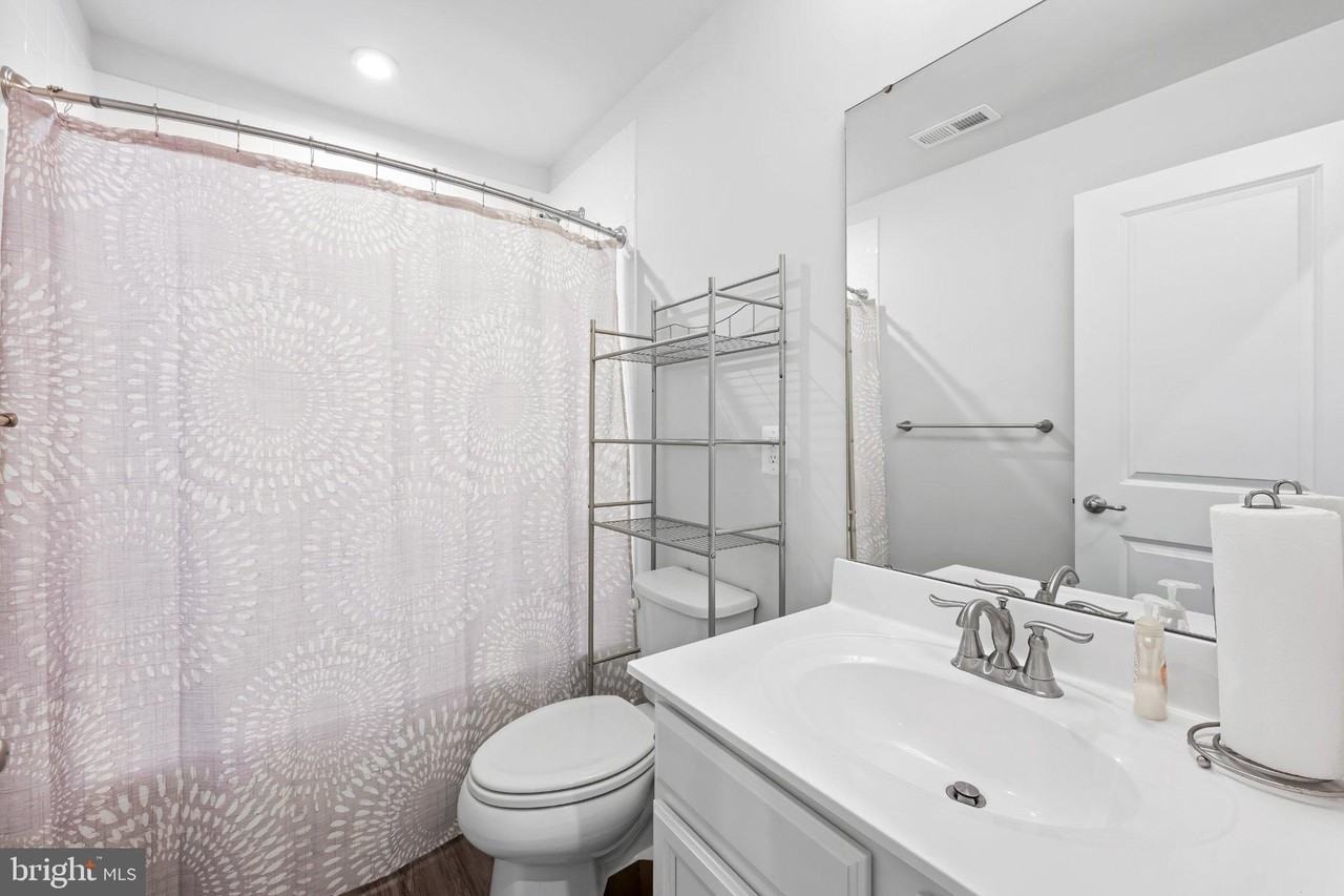 4600 Gough St - Photo 6 of 24