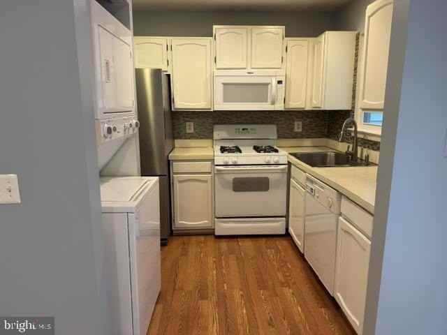 1345 Alderton Ln - Photo 2 of 9