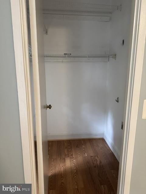 1345 Alderton Ln - Photo 5 of 9