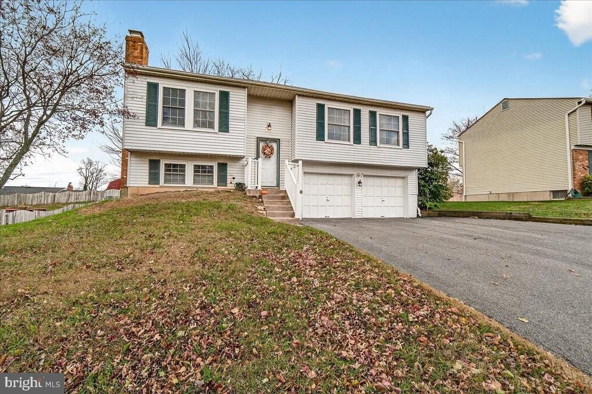 25109 Chimney House Ct - Photo 2 of 37