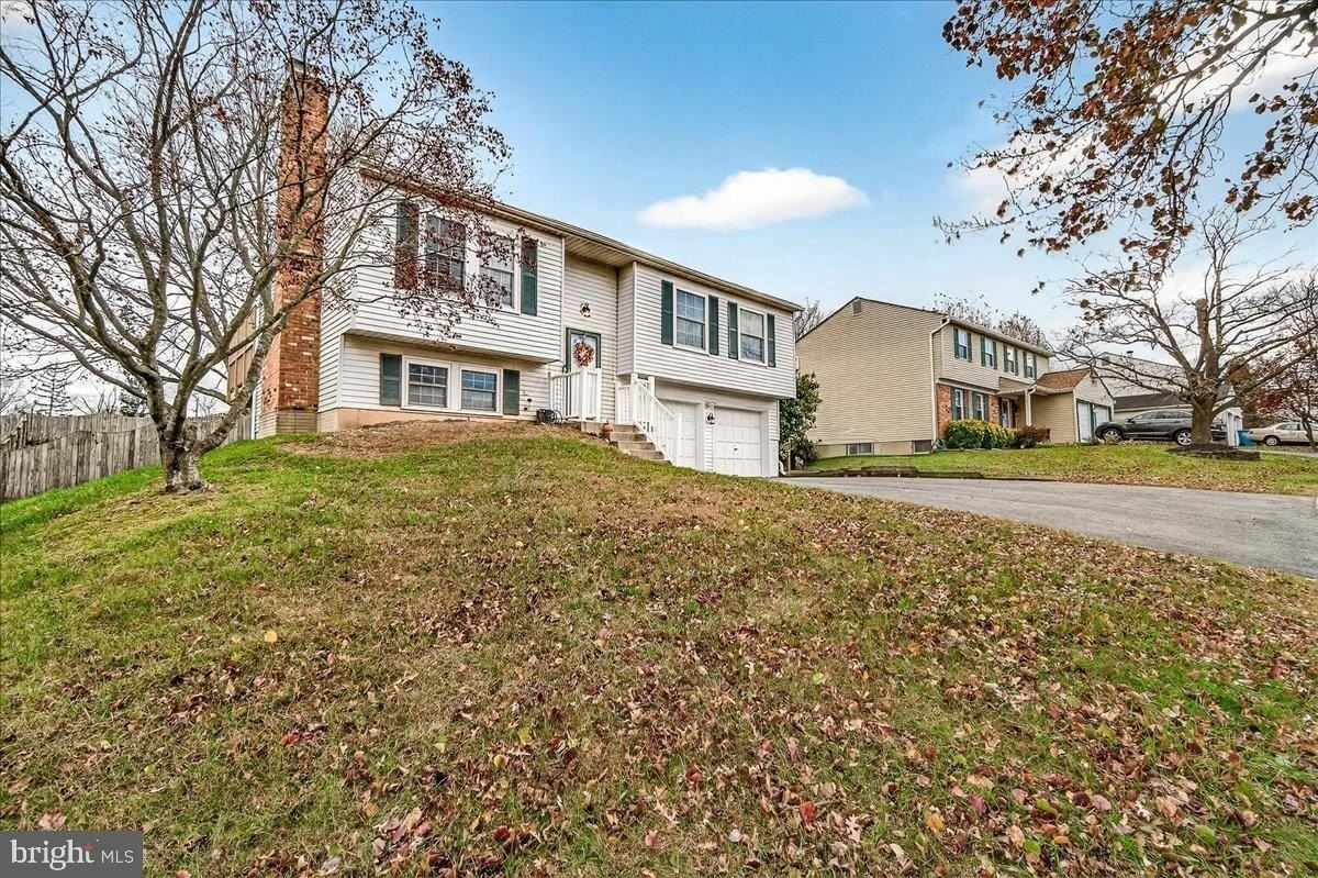 25109 Chimney House Ct - Photo 4 of 37
