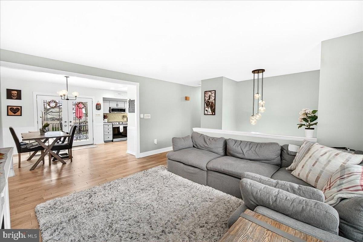 25109 Chimney House Ct - Photo 7 of 37