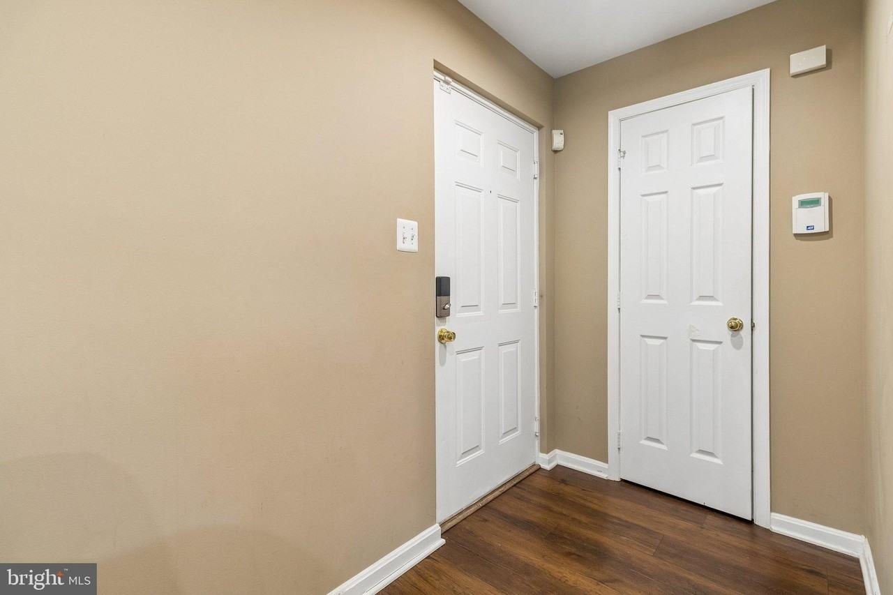 2040 Alice Ave #202 - Photo 2 of 17