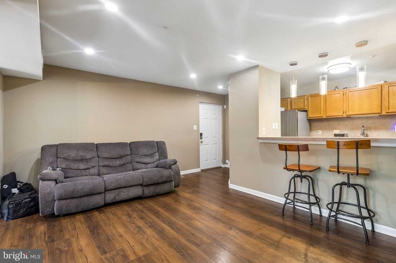 2040 Alice Ave #202 - Photo 4 of 17