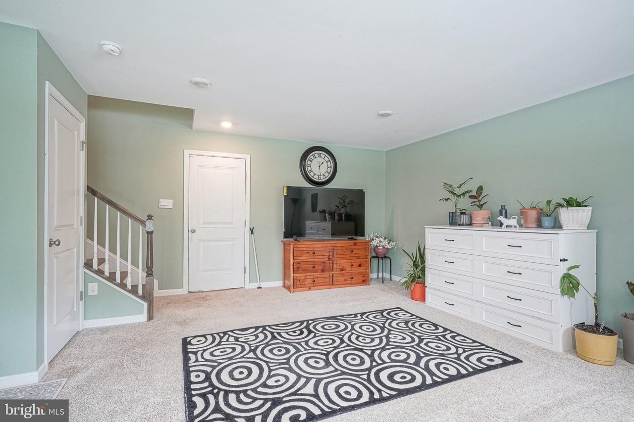 60 Autumn Park Dr - Photo 6 of 42