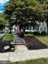 221 W Kings Hwy #1stFL - Photo 1 of 1