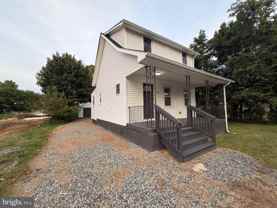 215 Thomas Ave N - Photo 1 of 1