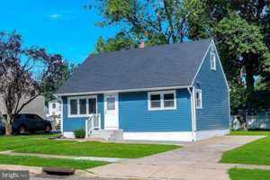 featured image of 42 Baltusrol St