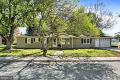 230 Ewell Ave - Photo 1 of 1