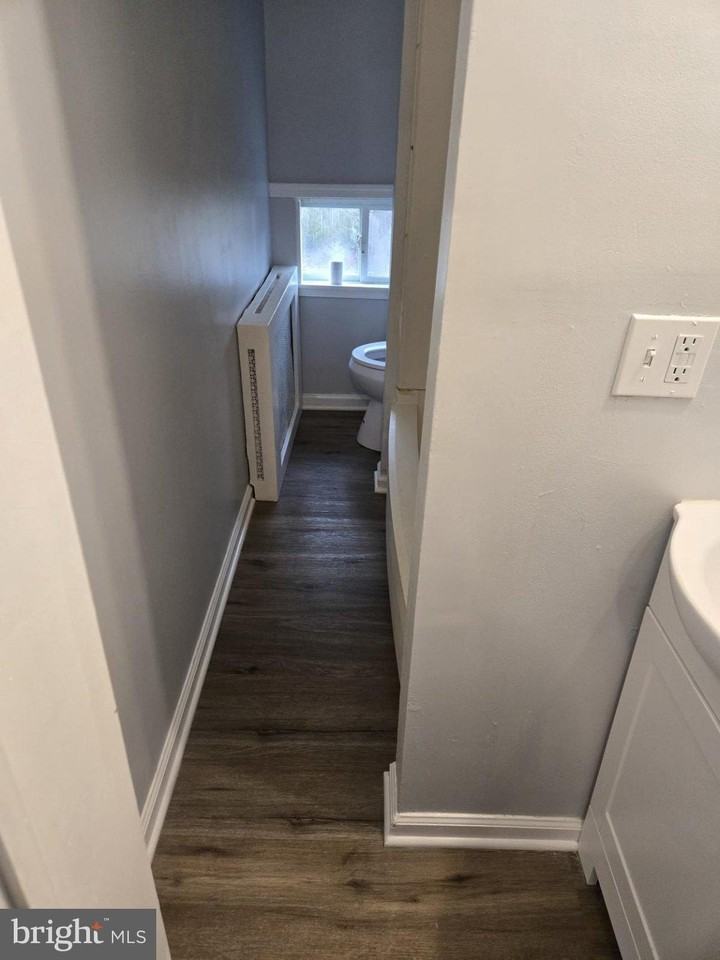 2621 W 6th St - Photo 7 of 20