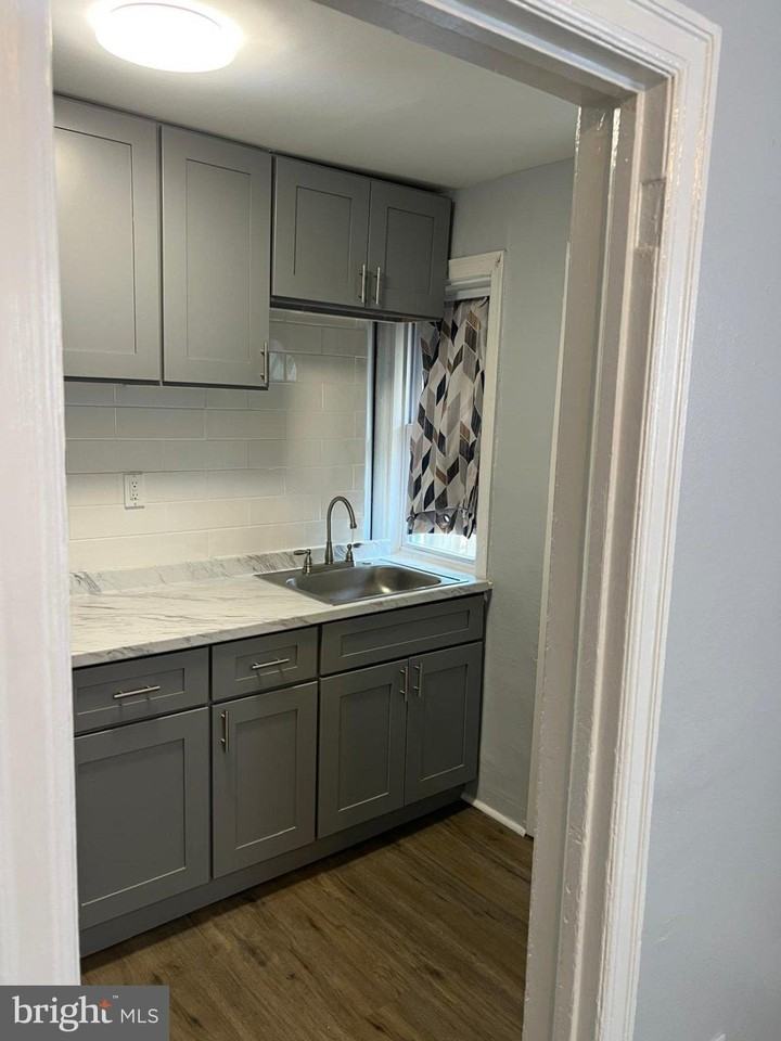 1133 Pine Ln - Photo 3 of 12