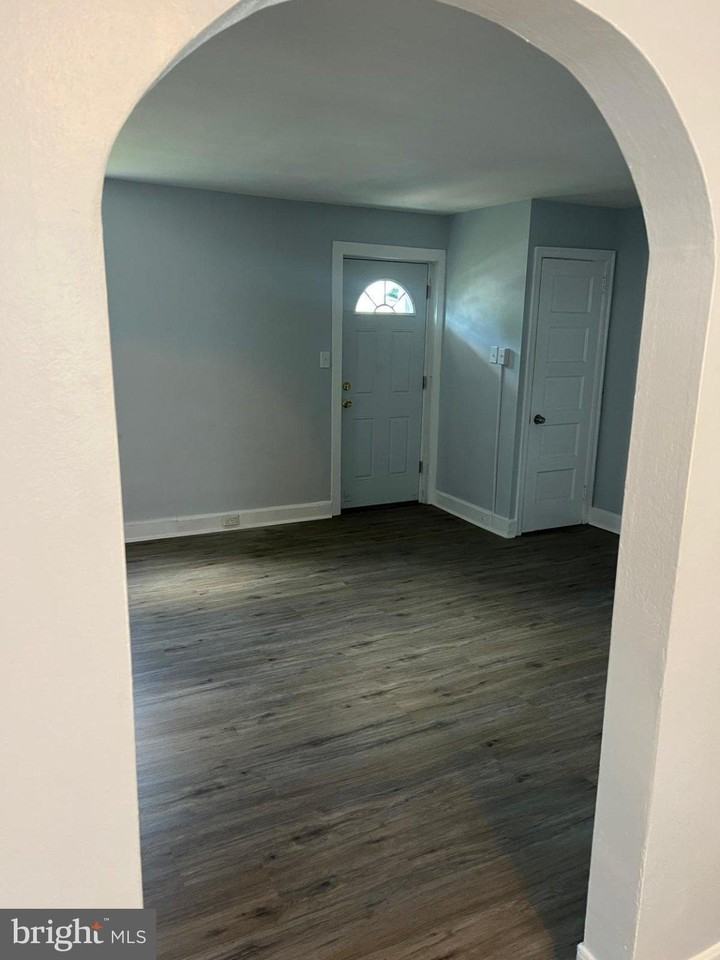 1133 Pine Ln - Photo 5 of 12