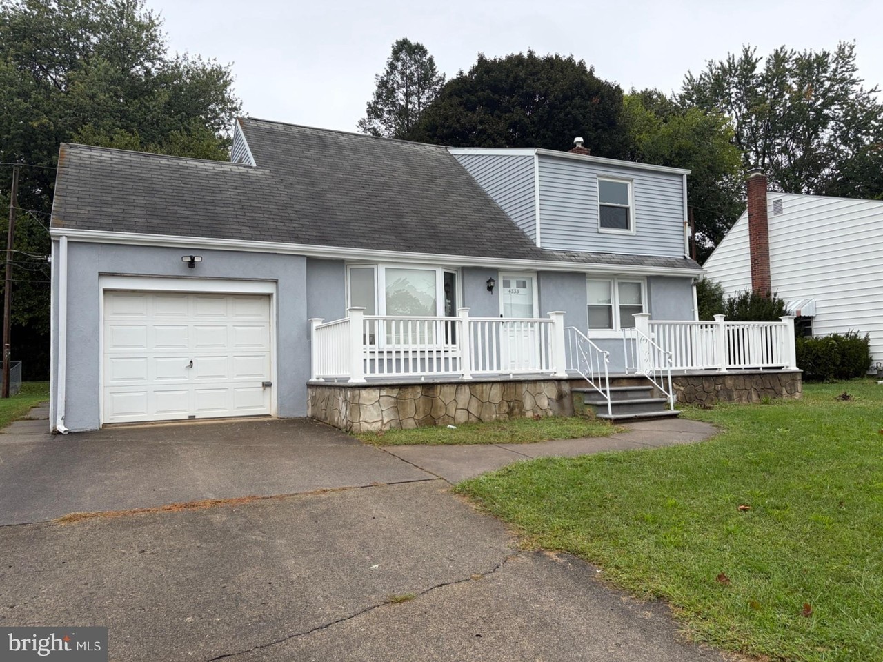 4333 Chetwin Ter - Photo 2 of 28
