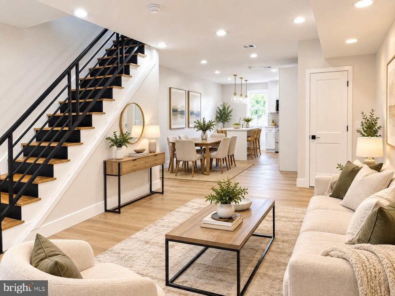 6338 Ogontz Ave #1st - Photo 4 of 7