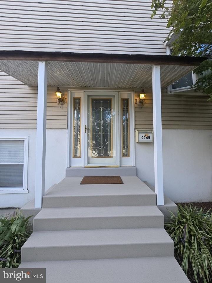 9245 State Rd - Photo 2 of 22