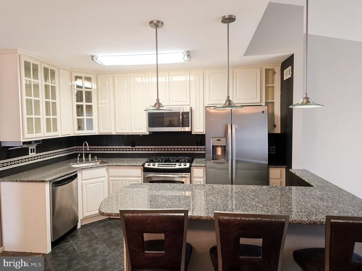 9245 State Rd - Photo 6 of 22