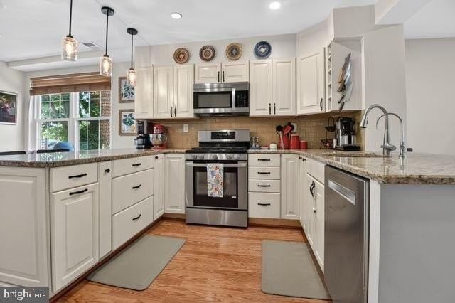 1527 Woodbine St - Photo 3 of 30