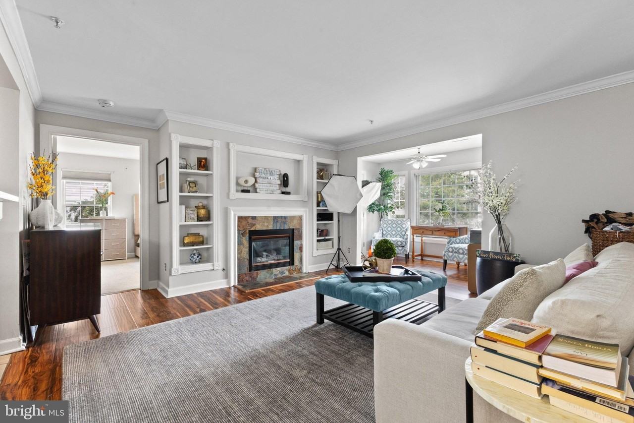8311 Bluebird Way #H - Photo 3 of 24