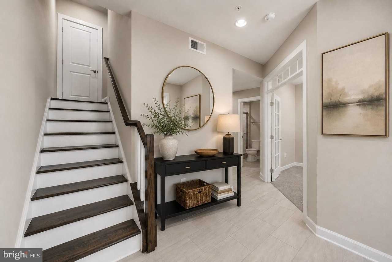 13717 Neil Armstrong Ave - Photo 2 of 46