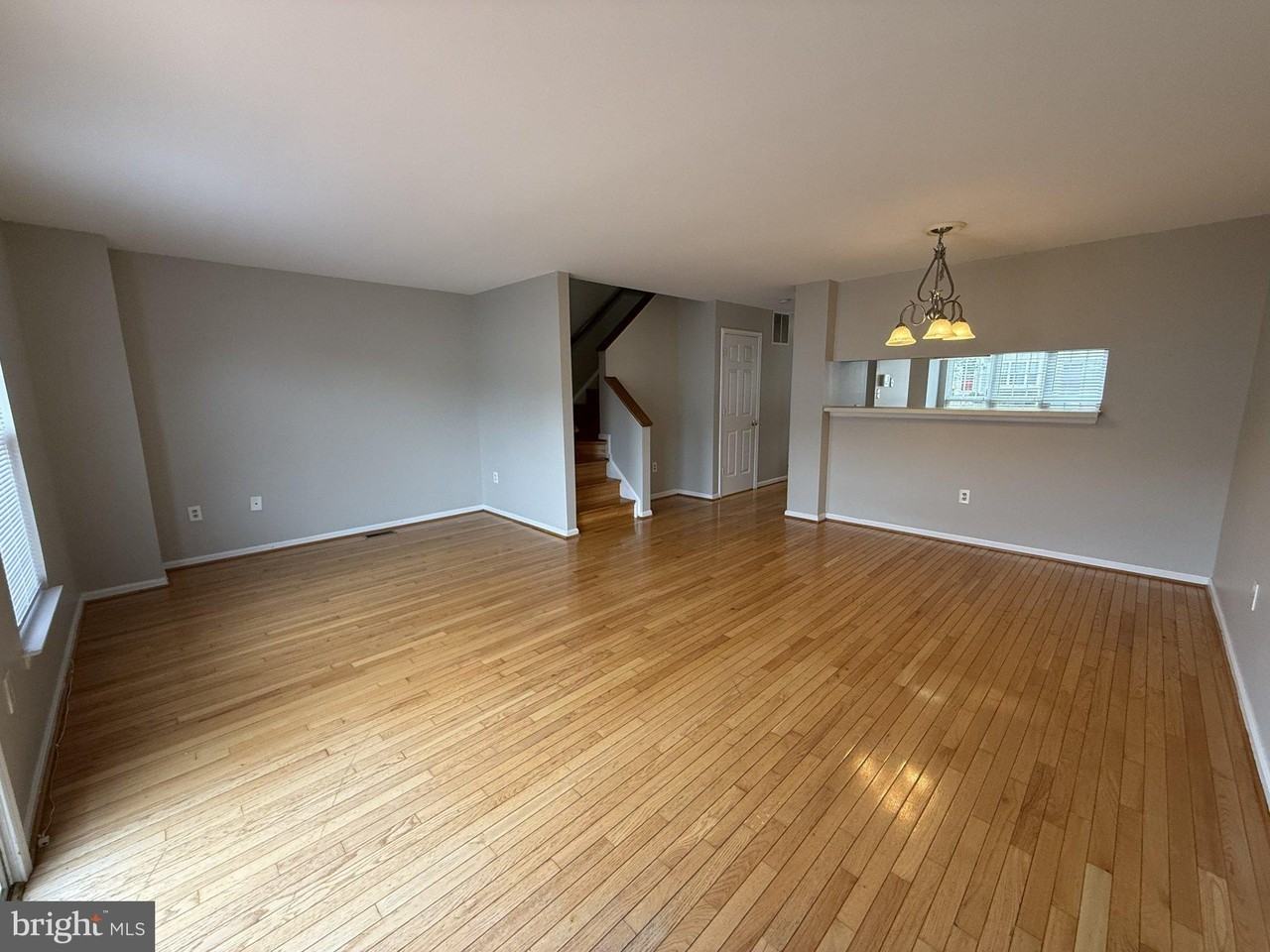 12730 Nettlecreek Pl - Photo 7 of 20