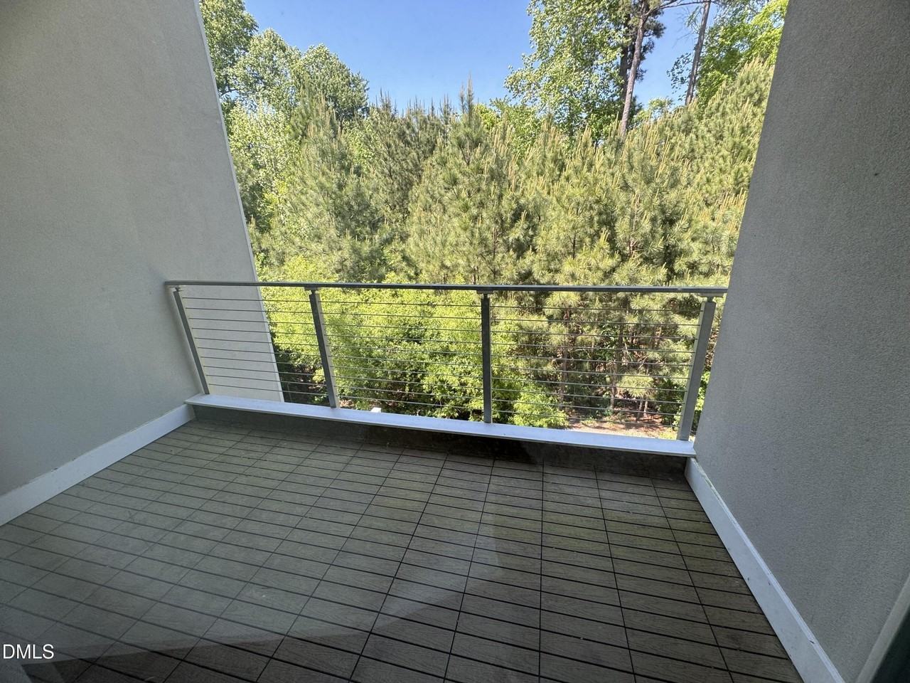 4016 Southpoint Landing Way - Photo 5 of 22