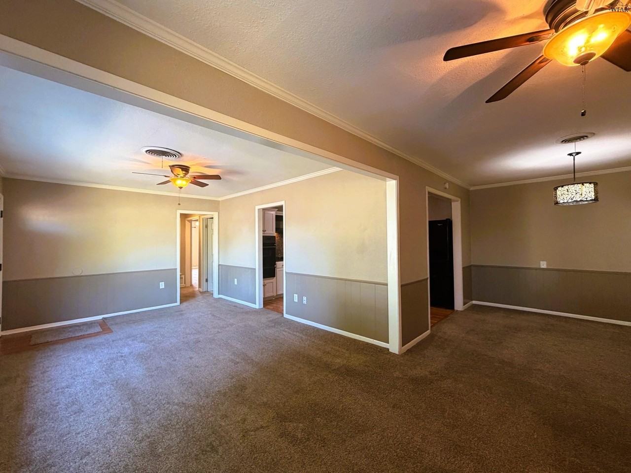 3025 Abbott Ave - Photo 6 of 40