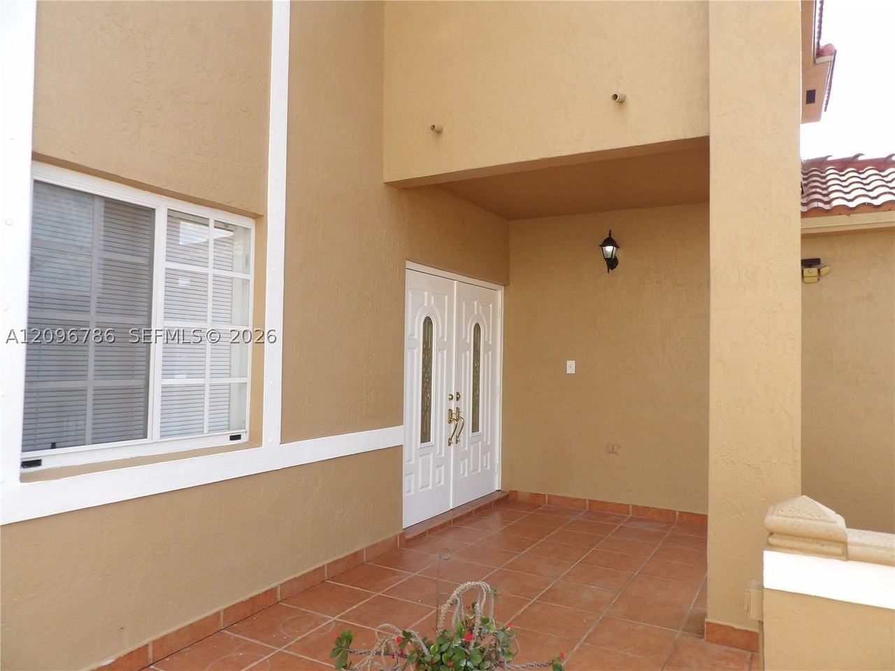 5411 Sw 158th Ct - Photo 4 of 30