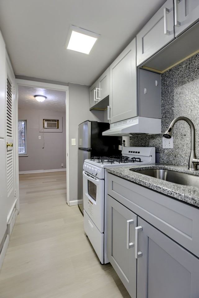 4505 Lafayette Ave #3 - Photo 5 of 11