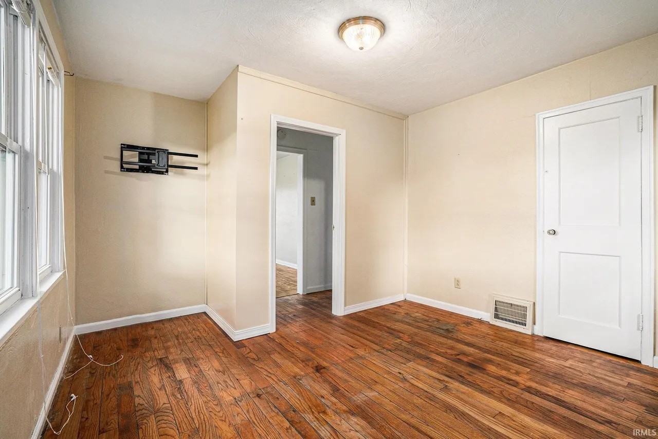 3929 Lincoln Way W #1 - Photo 7 of 15