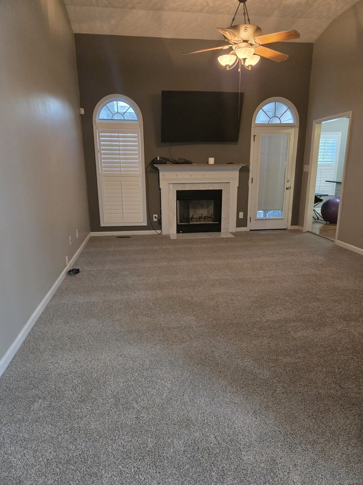 8226 Foxtrail Dr #1 - Photo 3 of 3