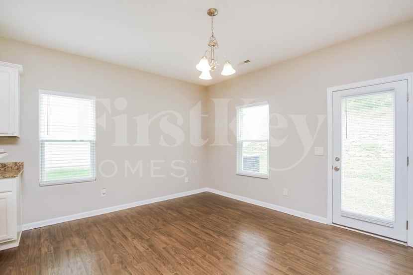 8402 Paw Valley Ln - Photo 4 of 15